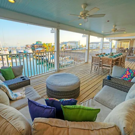 Blue Marlin At Trout Street Balcony W Marina Views Walk To Port A Nightlife Vila
